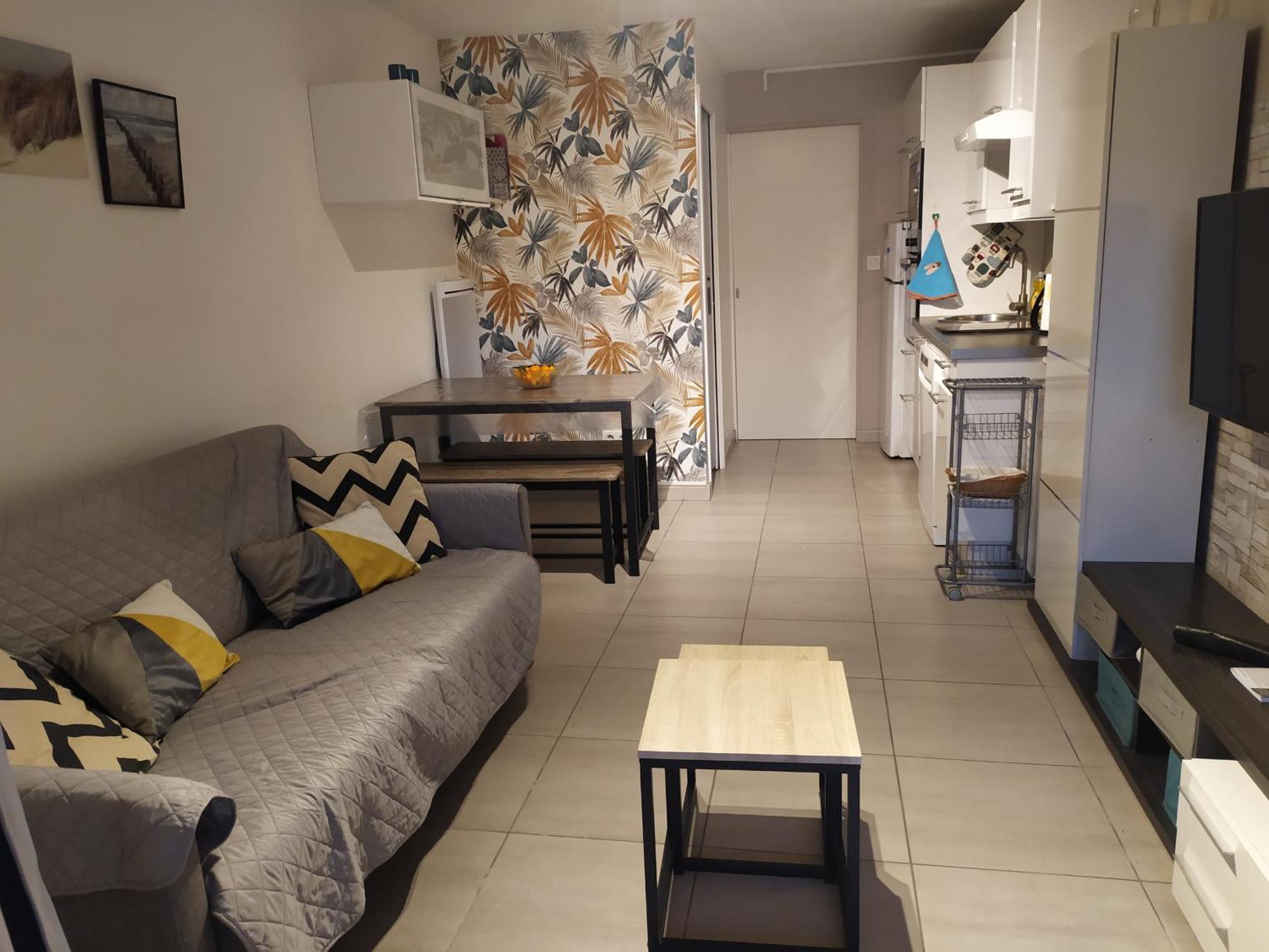 Beau studio avec grande terrasse La Grande Motte Extérieur photo